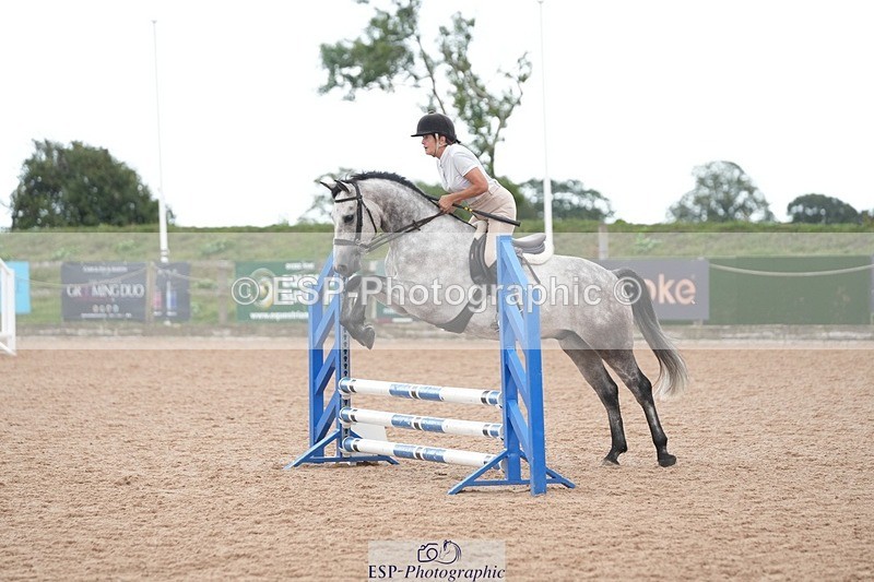 260901-163547-00225 - 70cm Classes