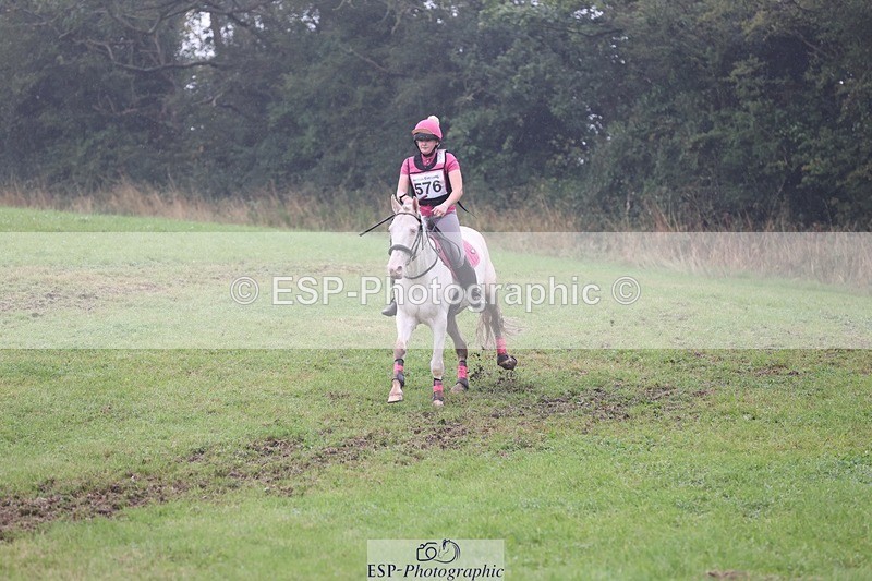 240901A-161835-11163 - 576-Tabitha.Bluck-PENDANN.REEF