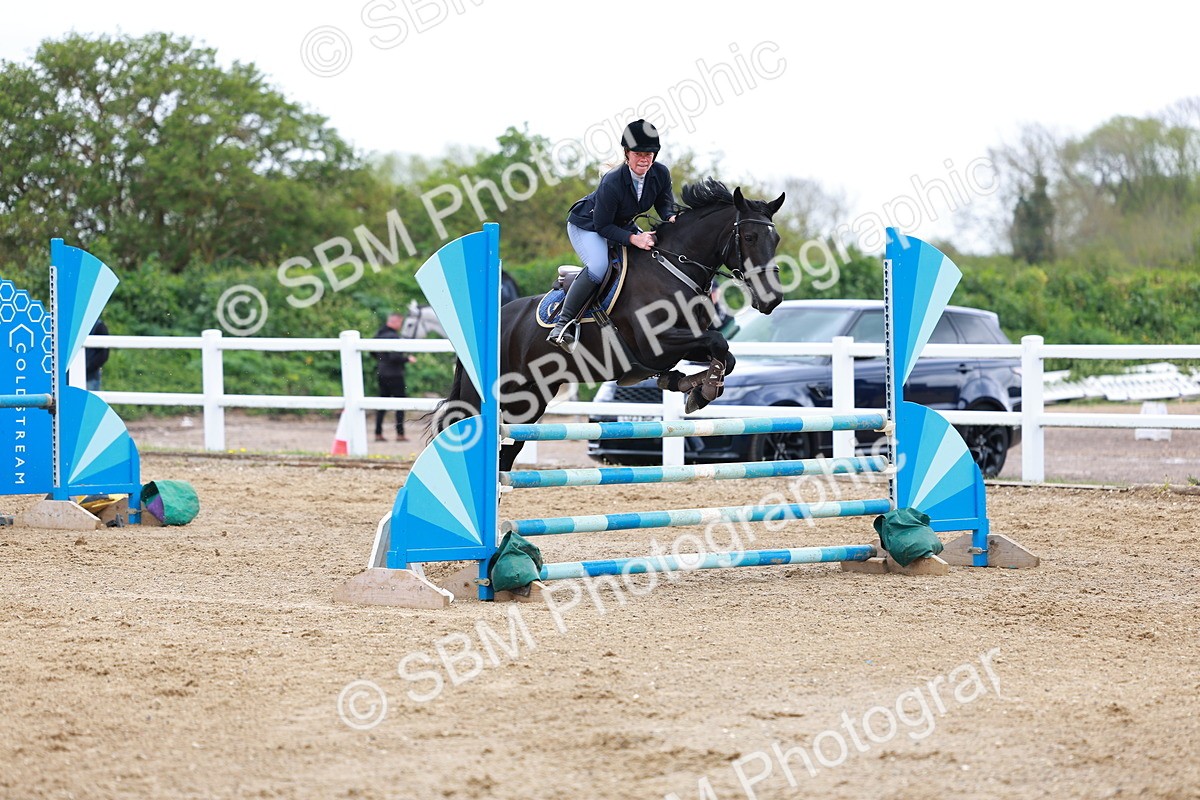 SBM_002016 - class 8 - Senior British Novice - 90cm