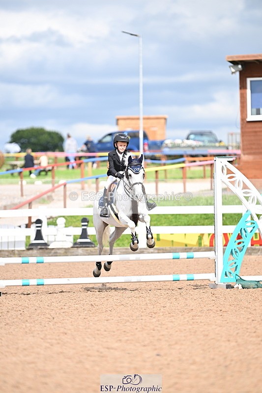 240806A-160834-00214 - Clear Round & 60cm BS Club & Schools