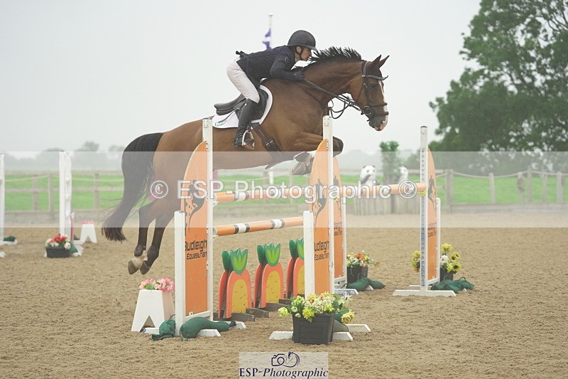 230730A-092106-07953 - Cls 25 National 1.30m