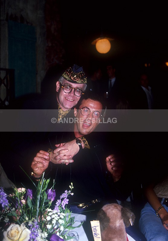 ELTON JOHN - J..