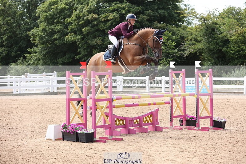 240718A-132733-05564 - Cls 9, 1 Star Bronze Tour 1.10m