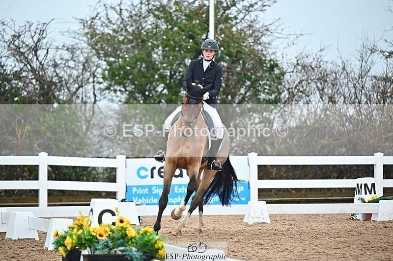 250214-134947-02016 - 217-Yasmin.Olsson-Sanderson-Top.Biats