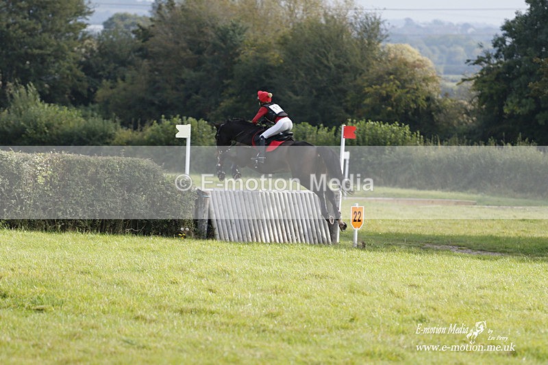  WWHT 171021 2922 - Intermediate (0.90m)  17/10/21