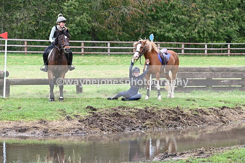 WJ6_5895 - Time at Photographer 12:31 to 12:40