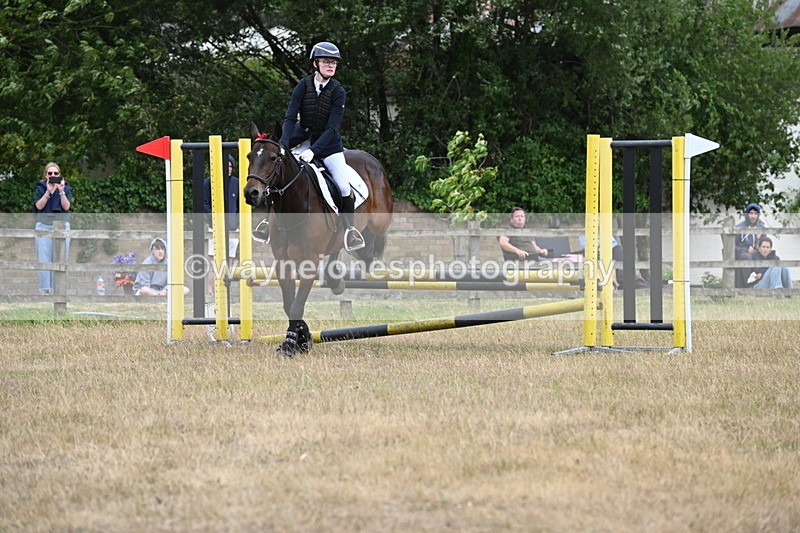 WJ6_0559 - Class 14 Intermediate Jumping 75cm