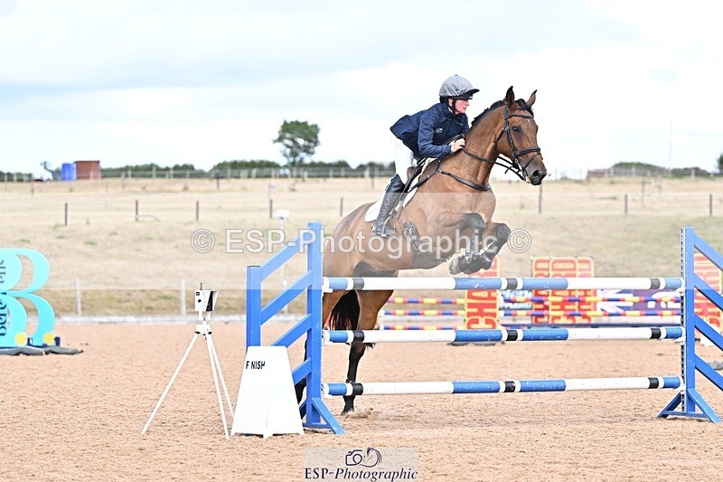 260819-144517-01217 - Cls 6 Foxhunter and 1.20m