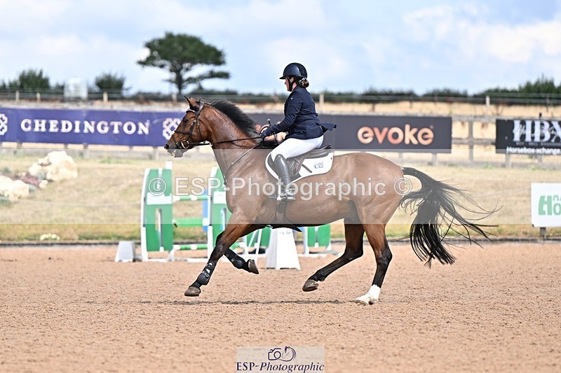 260819-143513-01148 - Cls 6 Foxhunter and 1.20m