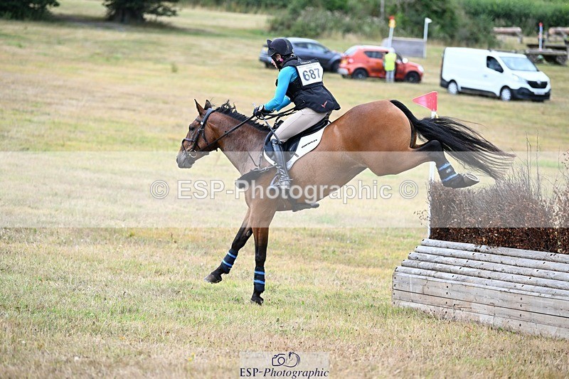 250803A-155622-16435 - O-687-Christina.Wiederkehr-KILLINAS.OISIN