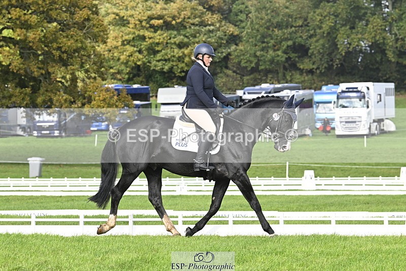 251023A-141845-04332 - E-381-Charlotte.Rowe