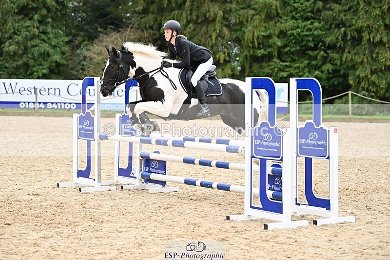 230930-160308-01284 - Cls 8 90cm Club