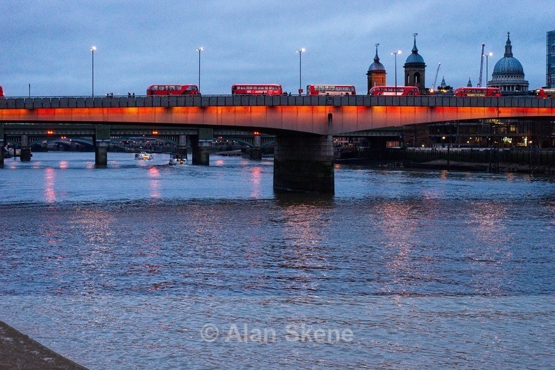 DSC09921 - London low light