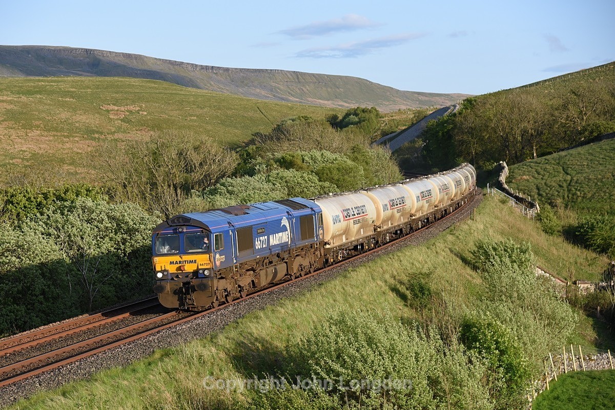 JL - 15.5.23 66727 6C03 Clitheroe - Carlisle NY, Birkett Common - Birkett Common (northbound)