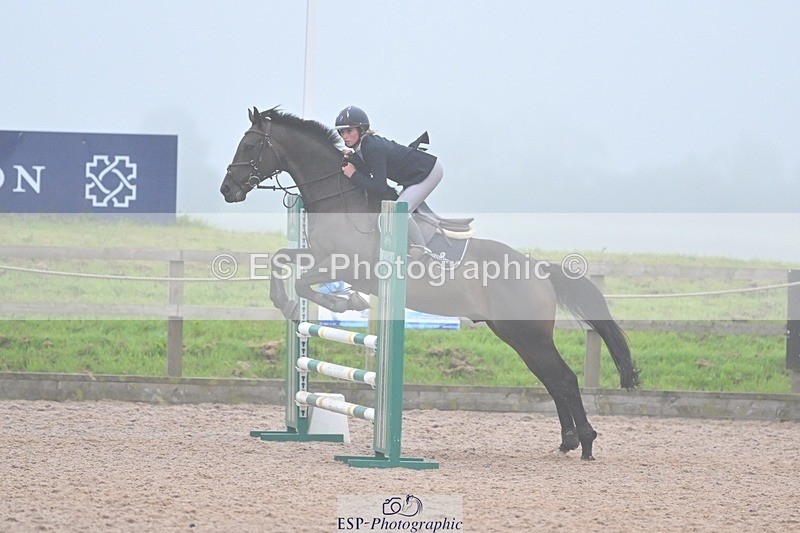 240813-192930-00940 - Classes 7 A&B 90cm