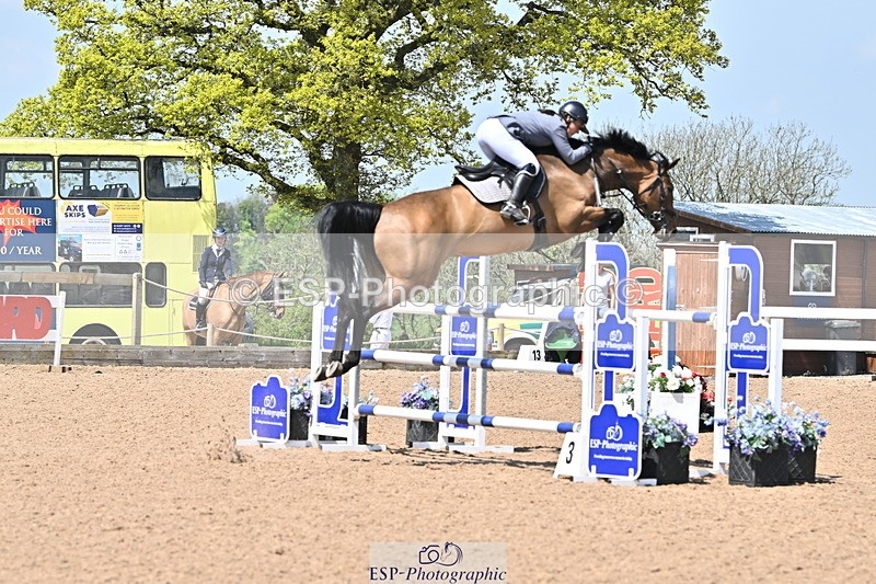 240509A-124741-01864 - Cls 10 National 1.30m Open