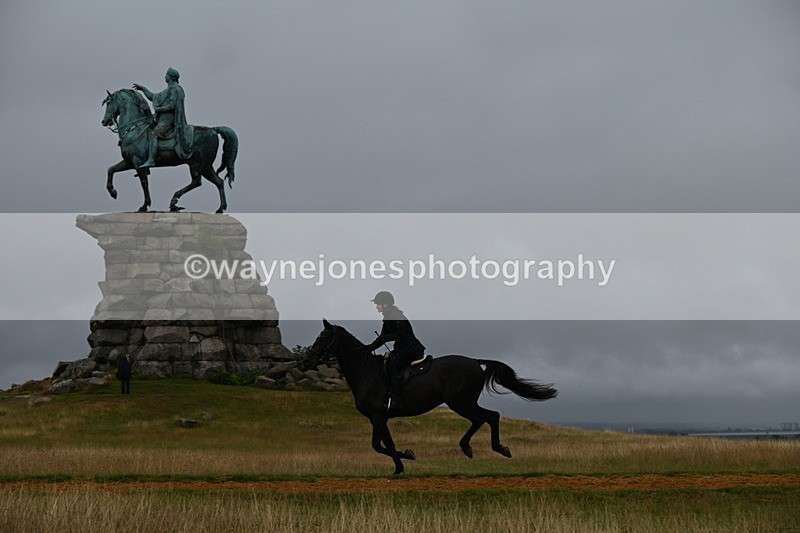 DSC_2598 - Time at Statue 12:34 to 12:56