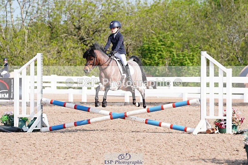 250503-092806-00087 - Cls 16 Clear Round 40cm and 50cm