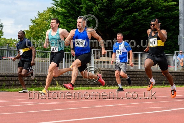 CEM26-913144 - Track Male Set One