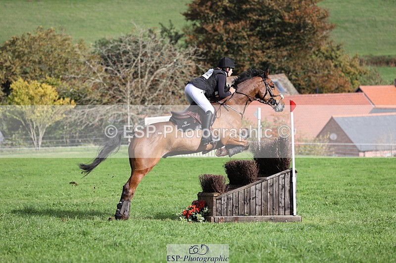 241025-122959-08070 - 102-Holly.Morris-ROYALE.LOUIS