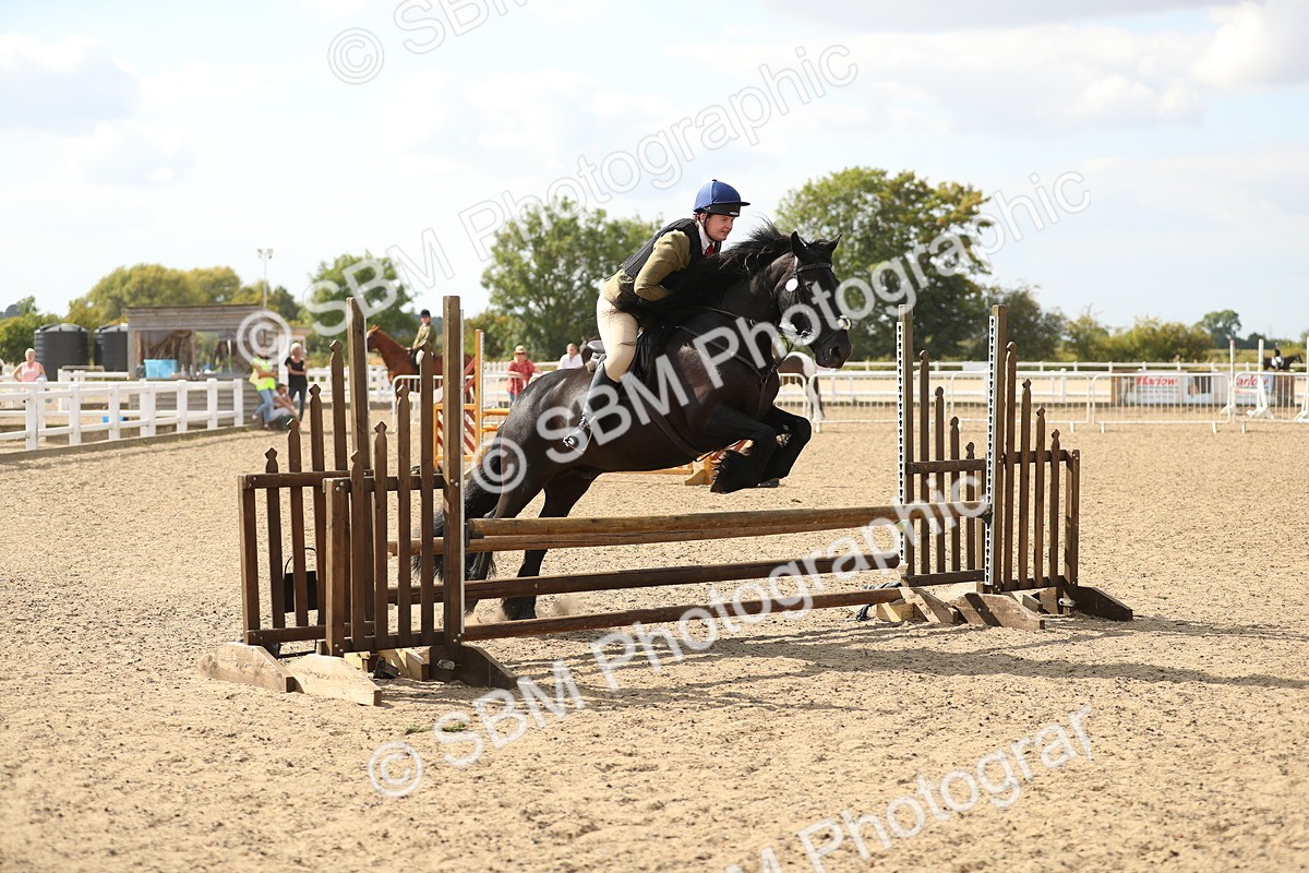 SBM_06868 - Class 49a Style & Performance 80cm (15-19)