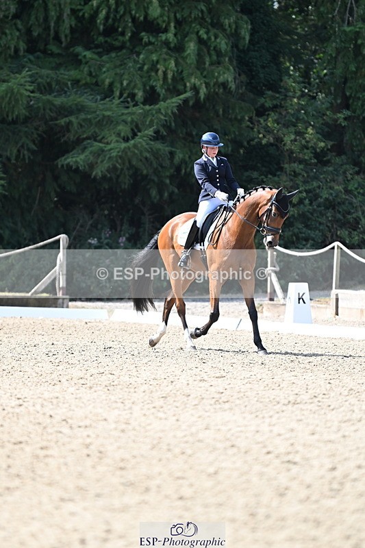 250810A-110512-05697 - 071-Abbie.NewburySeagry.Viceroy