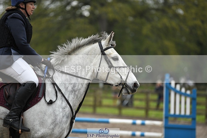 230512-095610-00424 - Cls 10 Snr 85cm Schooling