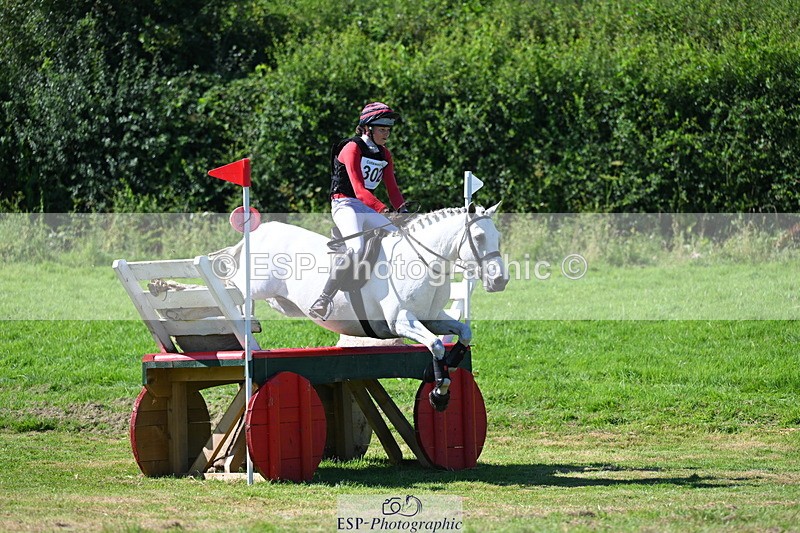 240811A-154613-05948 - 302