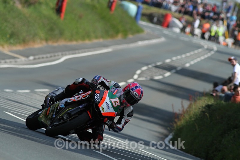 Lee Johnston - Bennetts.co.uk Lightweight TT