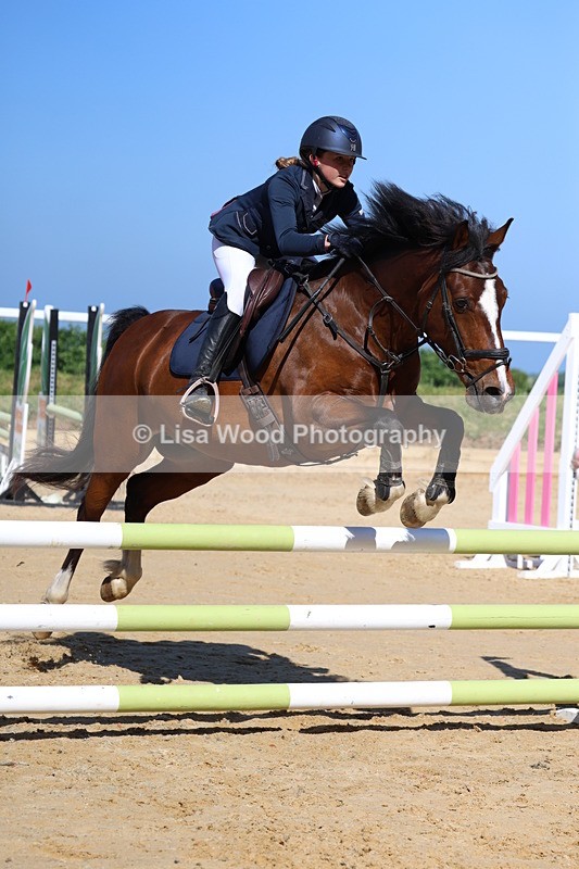 3E7A8979 - Class 4: Pony British Novice/80cm open