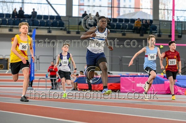 Age26SUN-917818 - Track Male Set One