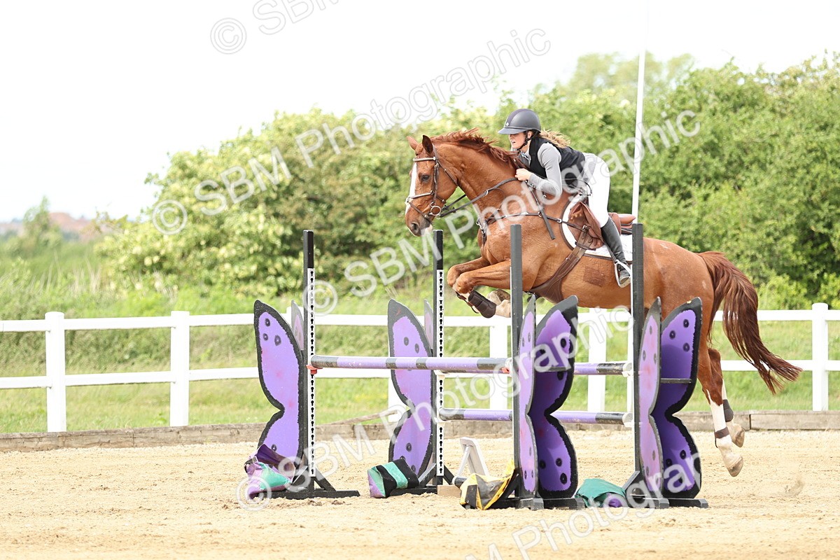 SBM_001112 - Class 4 - Senior Newcomers - 1.10m