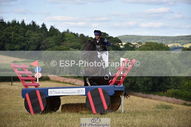 250802A-174454-08776 - H-352-Emma.Hurworth-STEREN.OF.AVALON