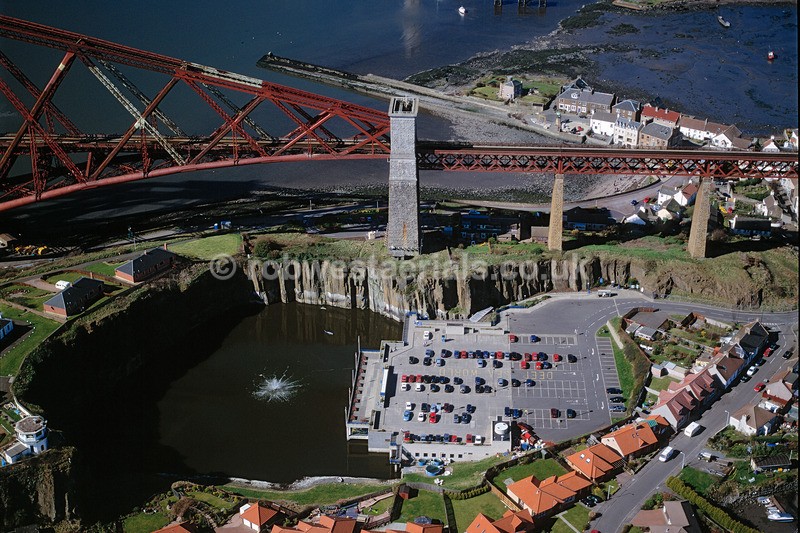 A00301B Deep Sea World at North Queensferry Fife in 2002 - Settlements, infrastructure and attractions