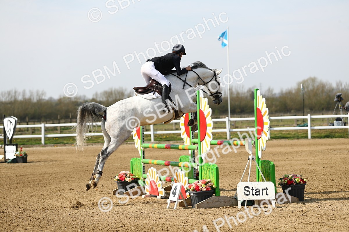 SBM_002483 - Class 10 - Senior Newcomers - 1.10m