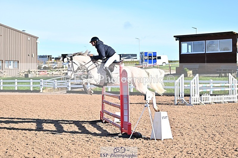 241120X-113141-00256 - Cls 03 Snr 105 Open