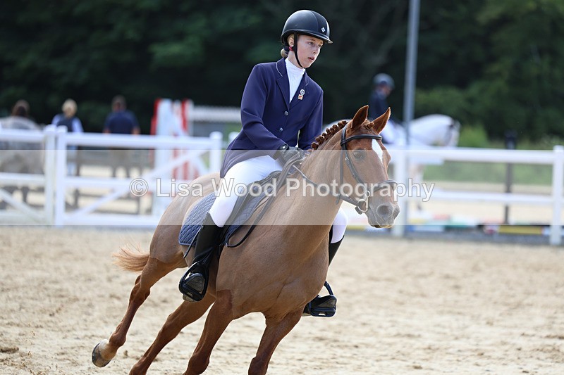 3E7A2560 - Class 4: 70 -75cm Part B