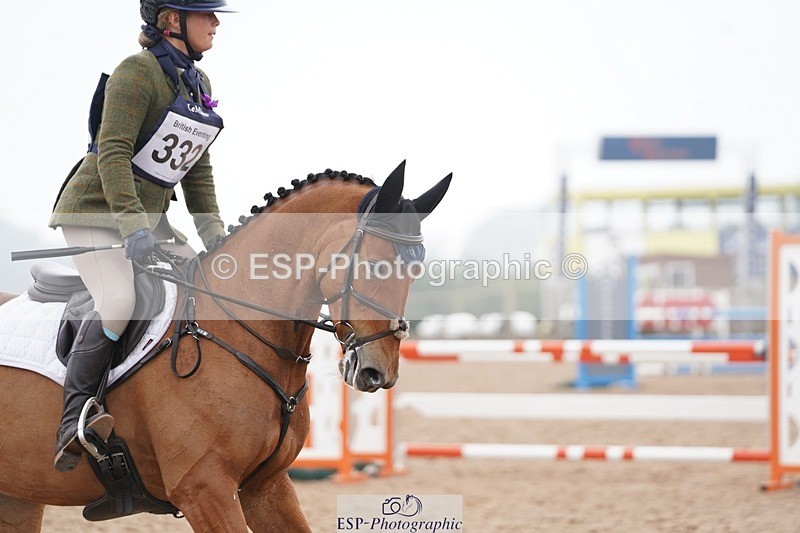 240901A-125740-07612 - 332-Zara.Head-FOURFIELDS.LOVEHEART