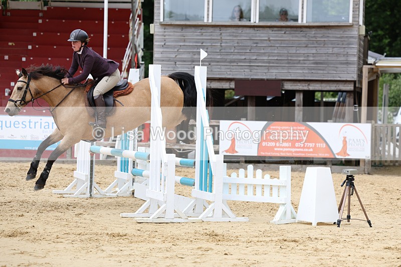 3E7A5044 - Class 9: 80cm Senior