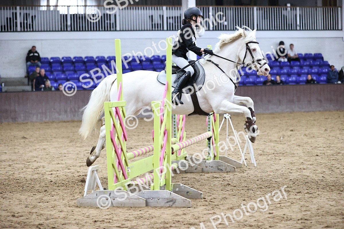 SBM_001796 - Class 5 - Henlow Veterinary Hospital 70cm