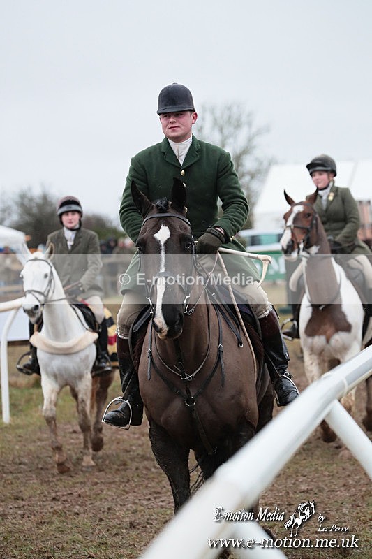 PtP 260125 806 - Cocklebarrow Point-to-Point racing with the Heythrop Hunt 26/01/25