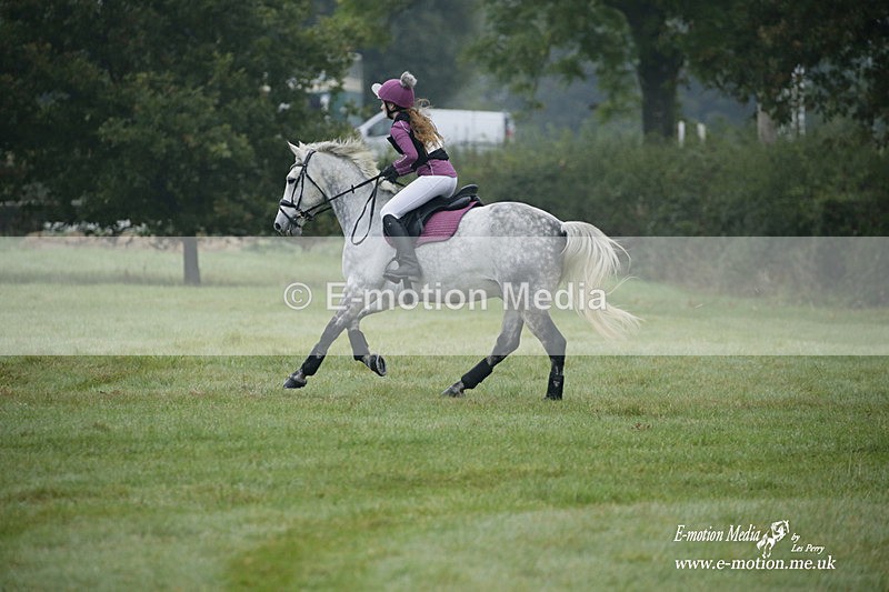 WWHT 171021 0028 - Novice Restricted (0.80m)  17/10/21