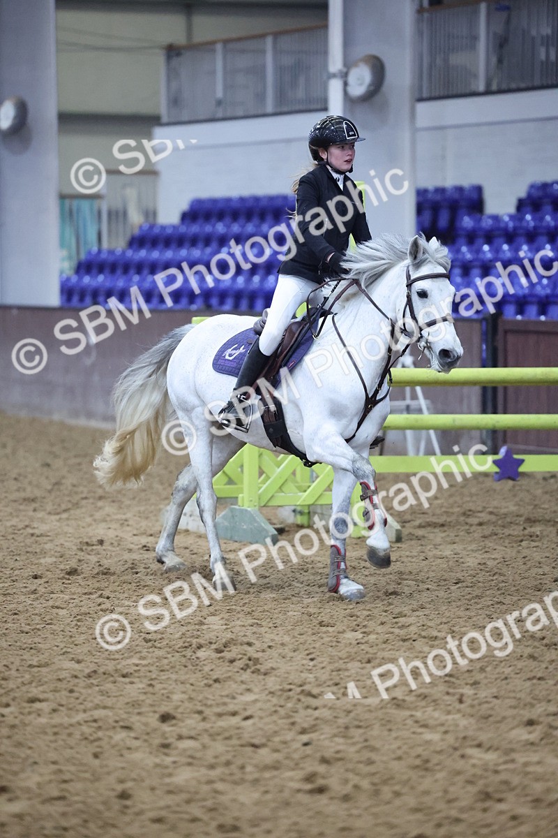 SBM_003186 - Class 11 - Blue Chip Pony Newcomers - 1.00m Open