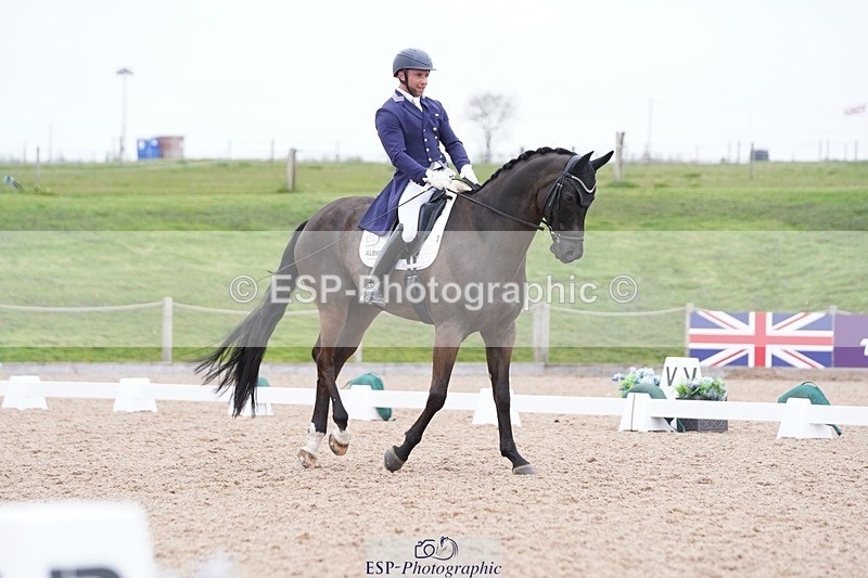 250403-154656-03169 - 023-Davy.Harvey-Diamond.Blue