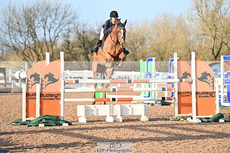 231210A-142719-02756 - Cls 21 Foxhunter & 1.20m Open