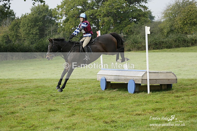  WWHT 171021 0694 - Open Novice (0.80m)  17/10/21