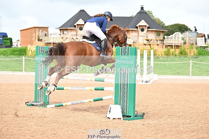 240908A-134320-04075 - Cls 15 U21 Intro 90cm-1.00m  Team Comp