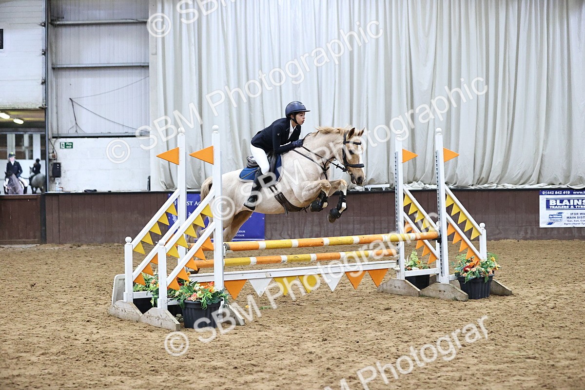 SBM_010100 - Class 9 - STX-UK Pony BritiNovice / 0.80m Open