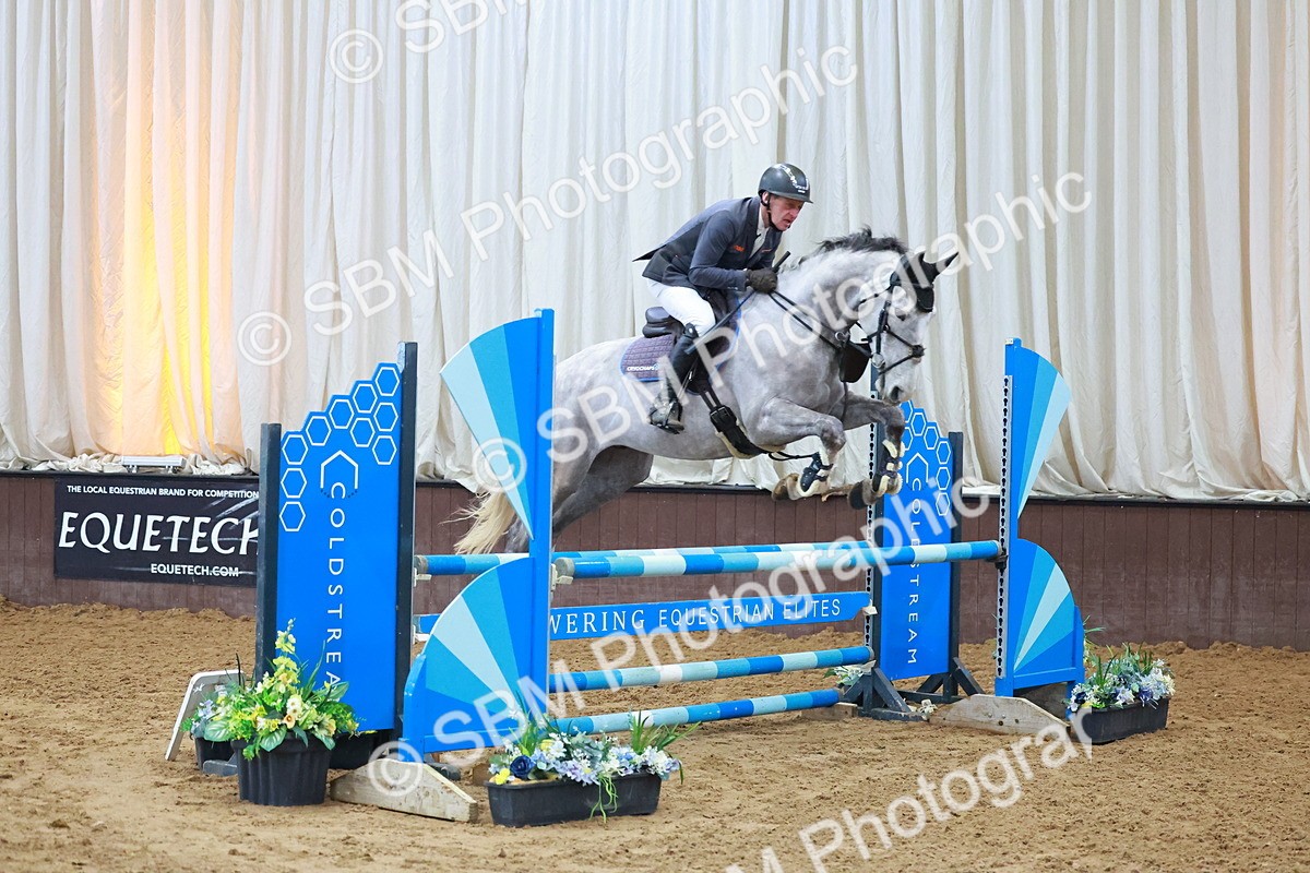 SBM_003074 - Class 9 - Senior Discovery - 1.00m