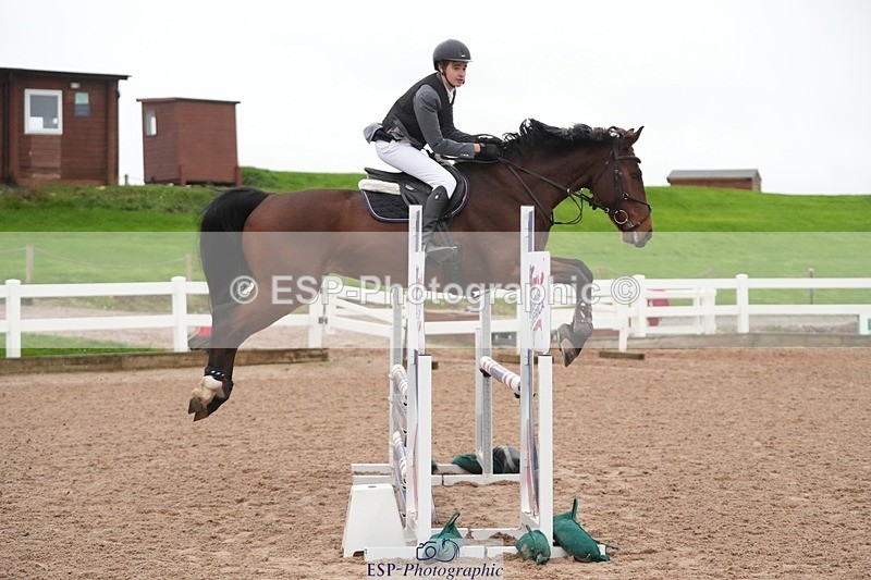 251109-083532-03034 - Cls 15 British Novice and 90cm Open